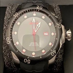 Invicta Venom Men's Watch Automatic - 54 mm